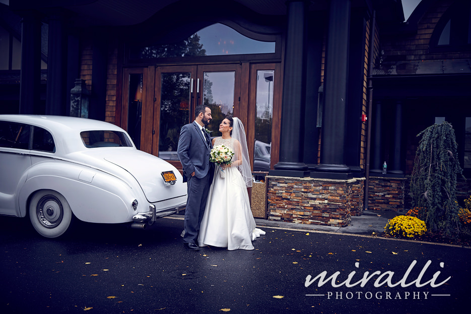 Insignia Steakhouse Wedding Photos by Miralli Photography