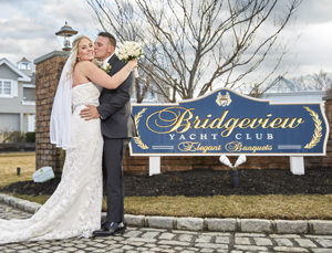 Bridgeview Yacht Club Wedding Photos