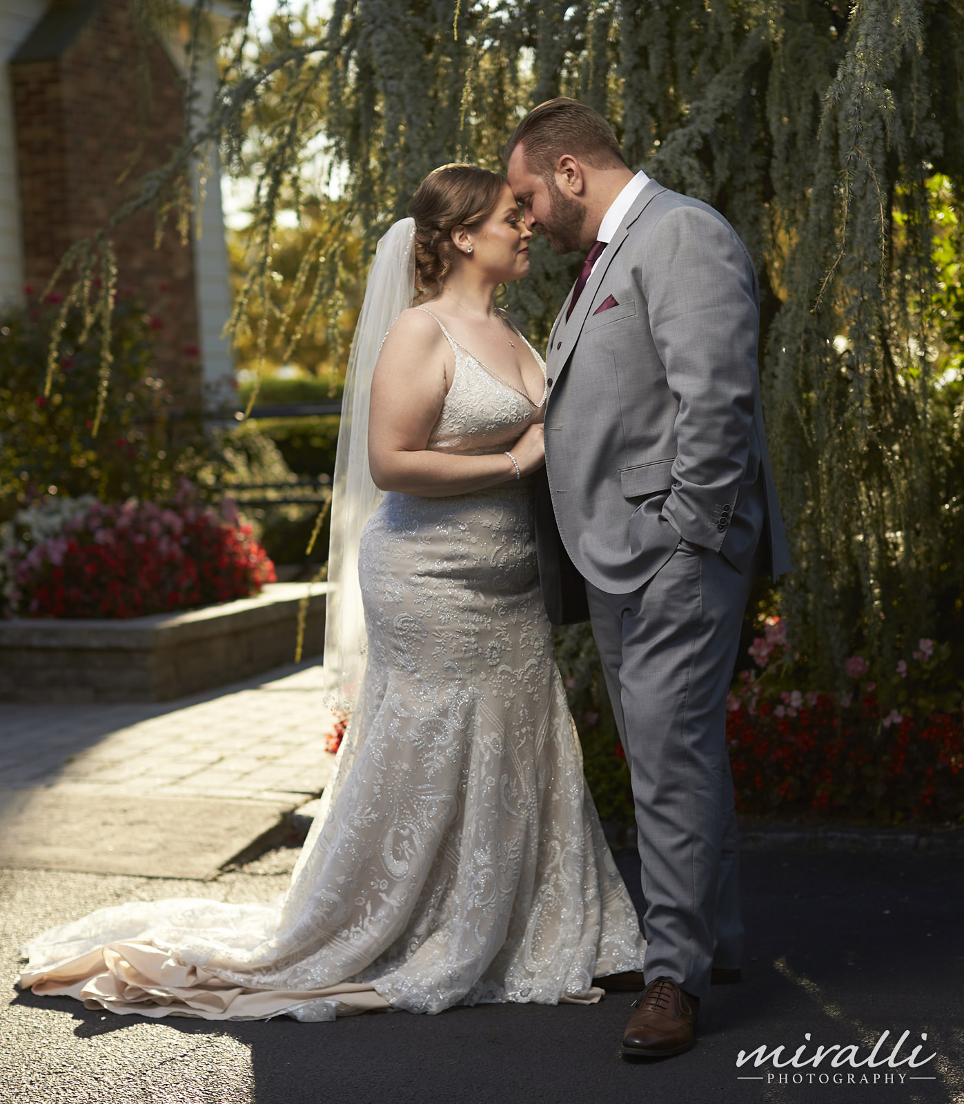 ea Cliff Manor Wedding Photos by Miralli Photography