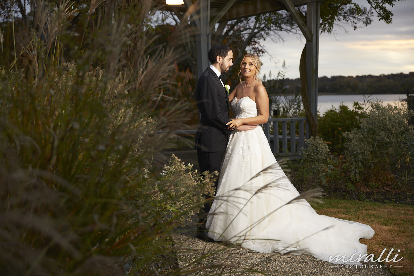 Swan Club Wedding Photos by Miralli Photography