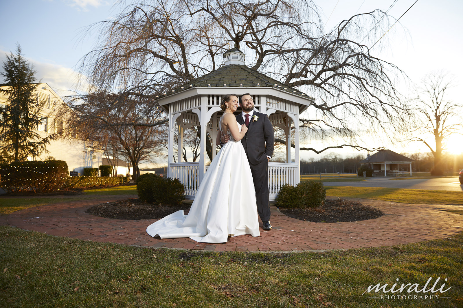 Mansion at Timber Point Wedding Photos by Miralli Photography
